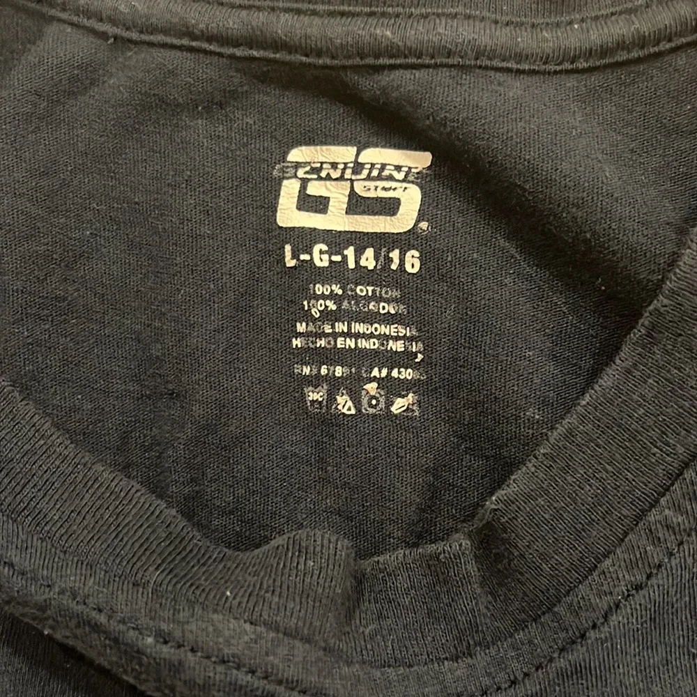 UNC T-shirt - Picture 2 of 3
